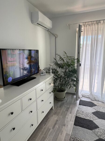 Trapezului, Vitioara, casa 3 camere, 25mp curte, mobilata si utilata